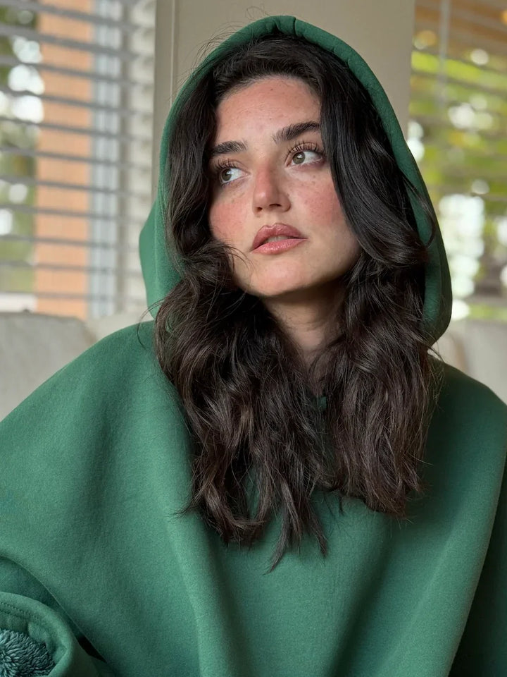 Oversized hoodie blanket | Ultra-soft fleece lining | Breathable warmth | Relaxed fit | Unisex loungewear