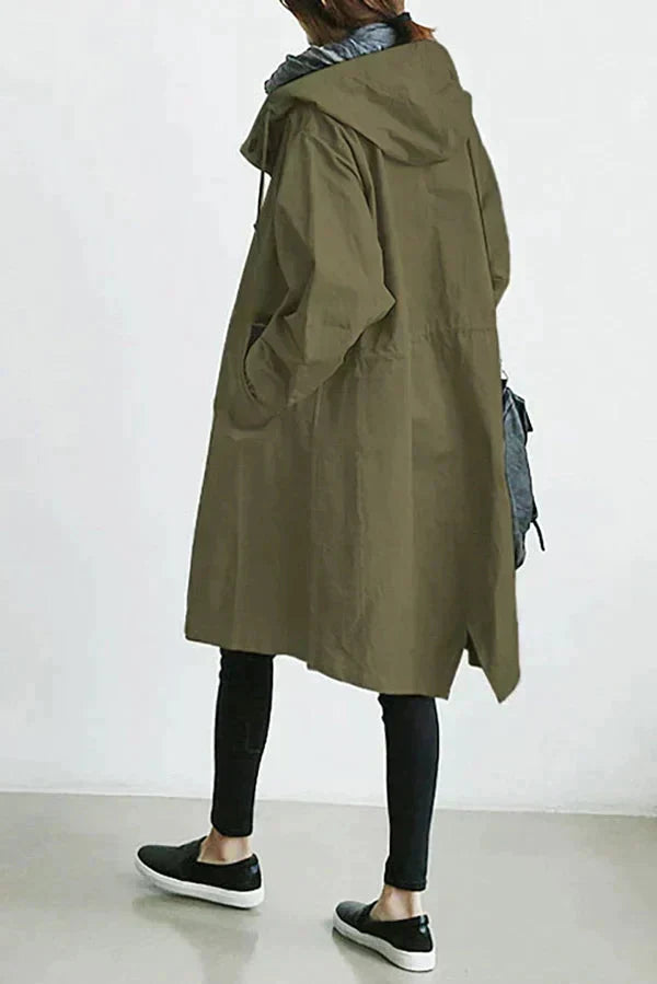 Women’s raincoat | Lightweight waterproof jacket | Hooded | Longline fit | Button closure