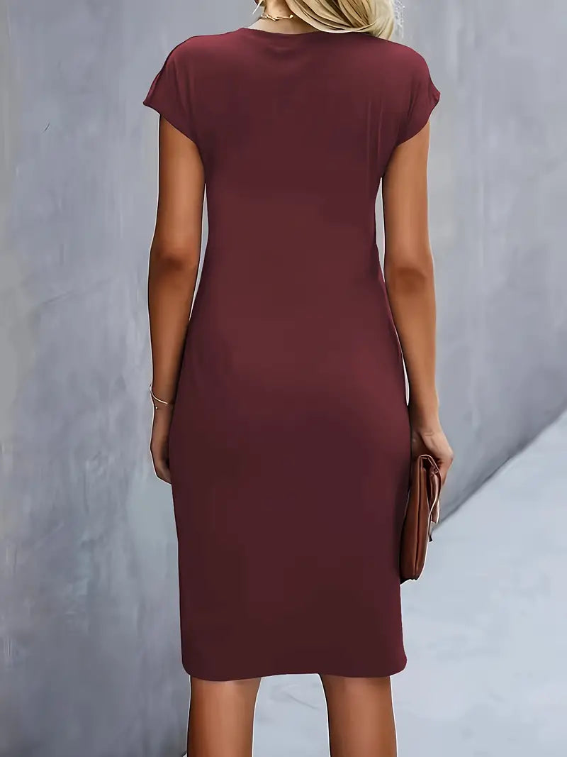 Women’s midi dress | Tailored fit | Round neckline | Lightweight breathable fabric | Versatile occasions